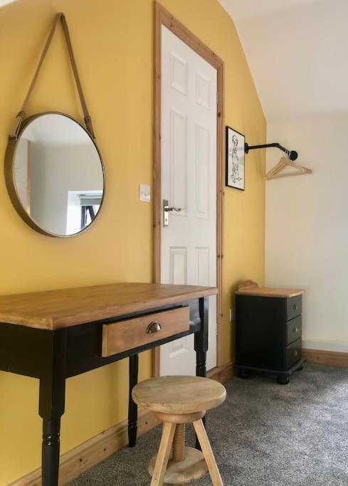 Hilltop House Is A Welcoming 2 Bedroom Property Matlock  Esterno foto