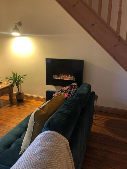 Hilltop House Is A Welcoming 2 Bedroom Property Matlock  Esterno foto