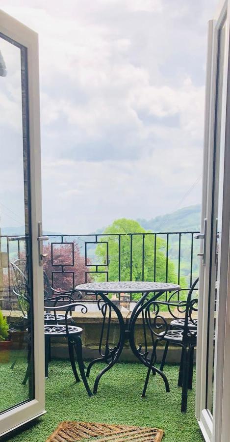 Hilltop House Is A Welcoming 2 Bedroom Property Matlock  Esterno foto